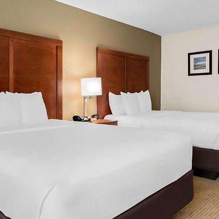 Comfort Inn & Suites Taylor Exterior photo